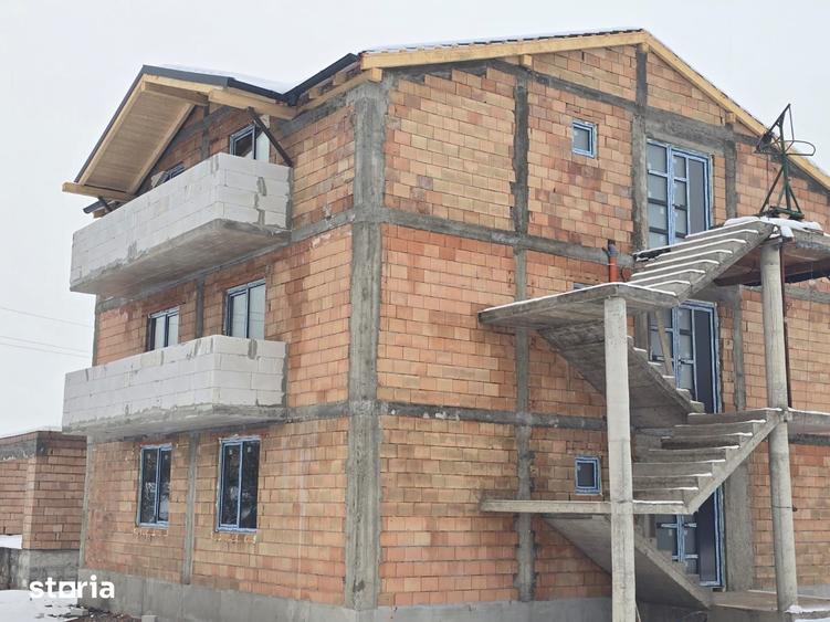 Apartament cu 2 camere decomandat în 7 Noiembrie