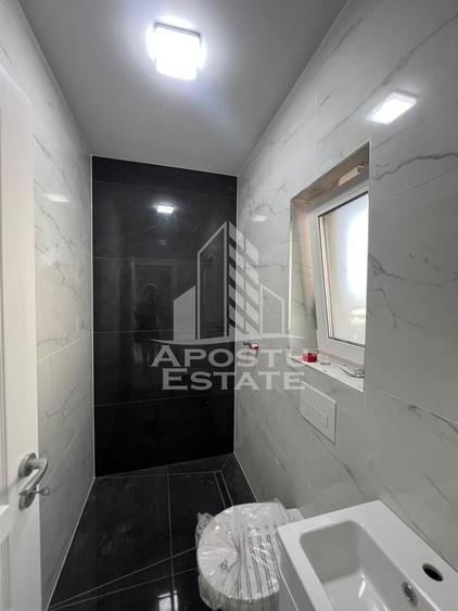 Duplex cu 3 camere cu Canalizare în Sânandrei