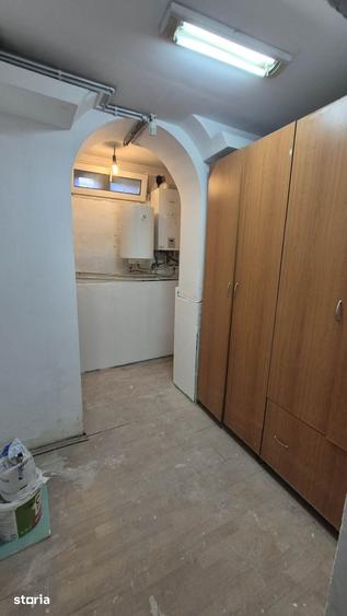 Apartament cu 2 camere decomandat în Titan