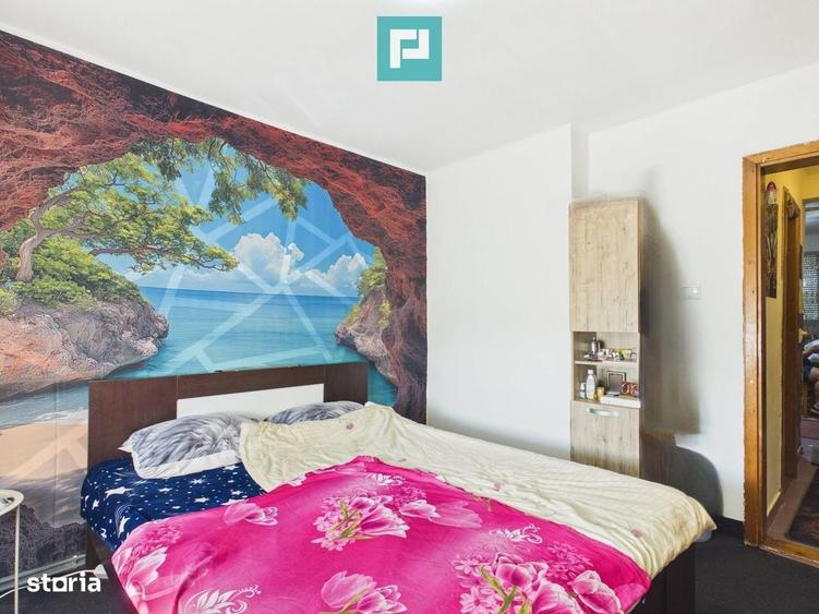 Apartament cu 2 camere decomandat în Zimandu Nou
