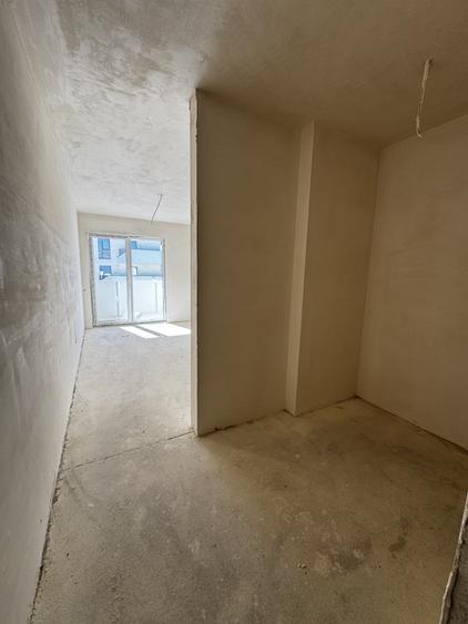 Apartament cu 2 camere semidecomandat în Florești