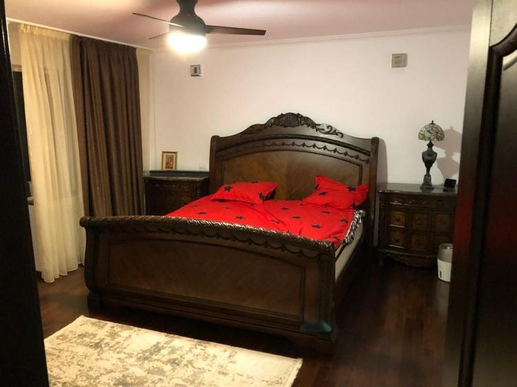 Casă cu 4 camere cu Teren 850 Mp în Central