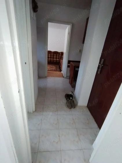 Apartament cu 3 camere semidecomandat în Bălan