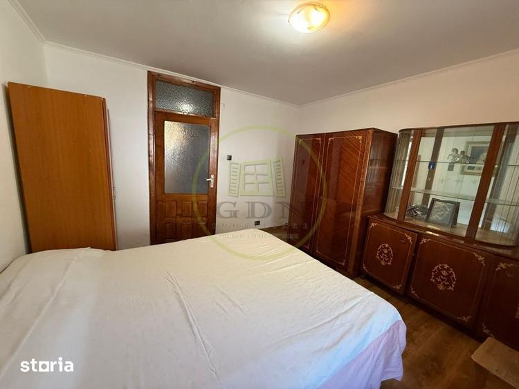 Apartament cu 4 camere decomandat, mobilat în 1 Mai