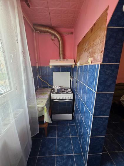 Apartament cu 2 camere decomandat în Petros