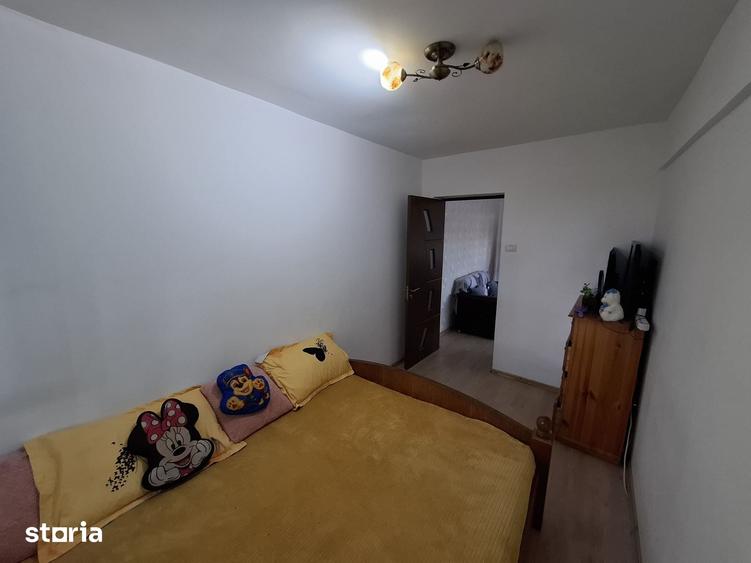 Apartament cu 3 camere în Inel II