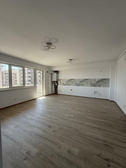 Apartament cu 2 camere semidecomandat în Florești