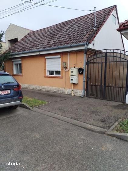 Casă cu 4 camere cu Teren 120 Mp în Calea Aradului