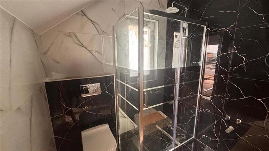 Casă individuală cu 4 camere cu Garaj în Valea Lupului