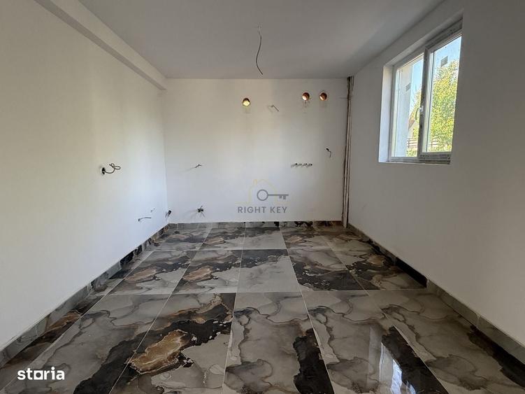 Casă cu 4 camere cu Teren 250 Mp în Domnești