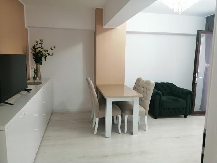 Apartament cu 2 camere nedecomandat, mobilat în Central