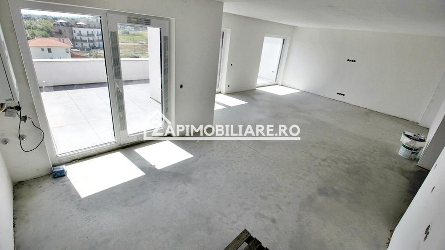 Apartament cu 3 camere decomandat în Unirii