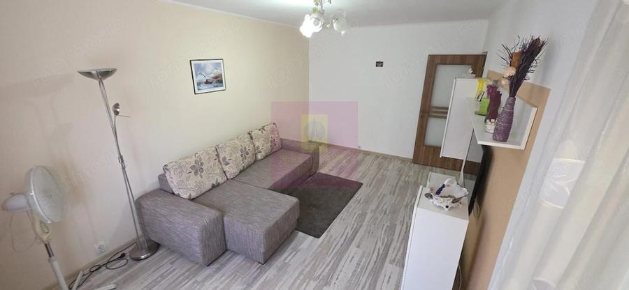 Apartamnet cu 3 camere de vanzare in Campina, Central - 19