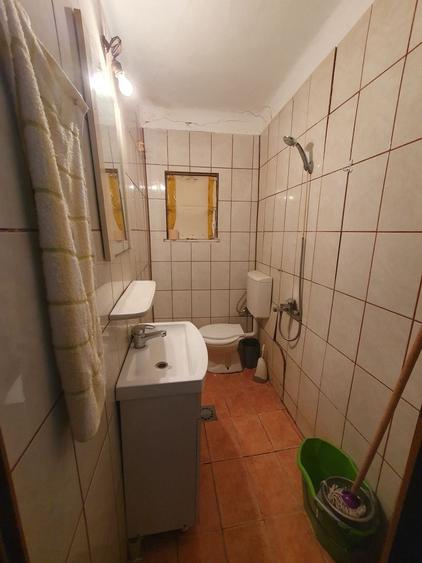 Casă cu 3 camere în Central