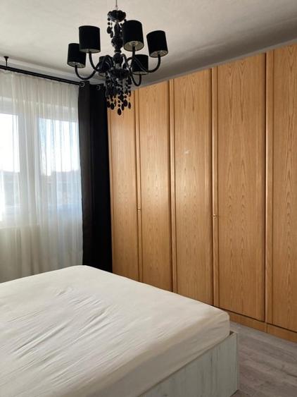 Apartament cu 2 camere decomandat în Podgoria