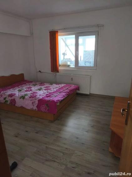 Apartament cu 3 camere decomandat în Muncii