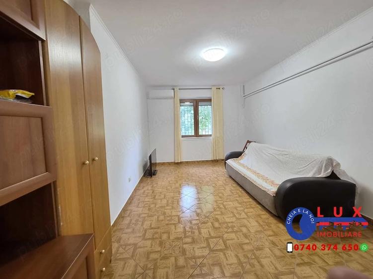 Apartament cu 2 camere nedecomandat în Central