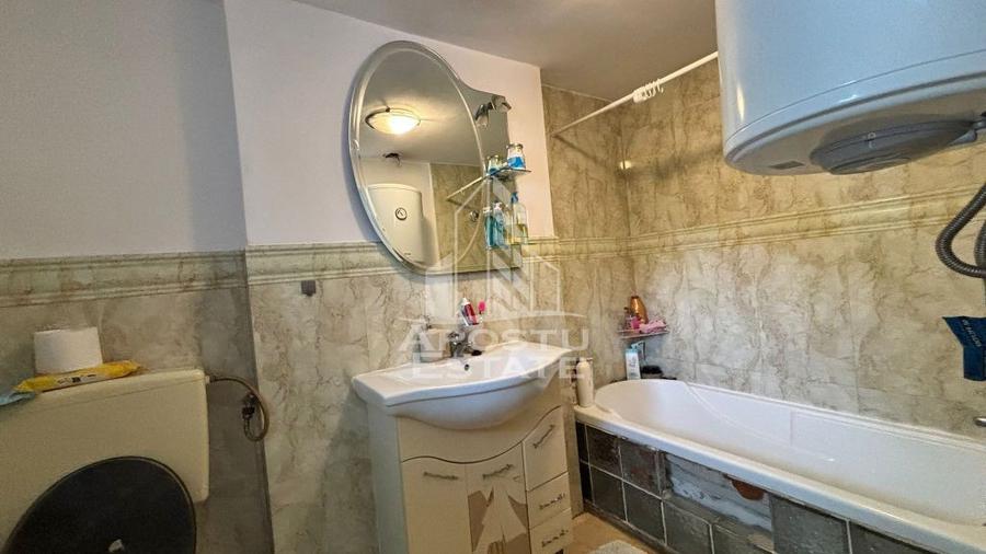 Casă cu 3 camere cu Canalizare în Girocului