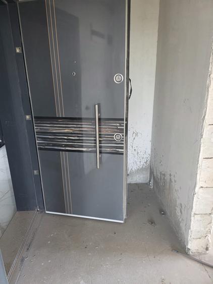 Apartament cu 2 camere decomandat în Far