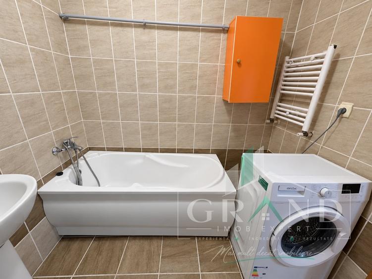 Apartament cu 2 camere semidecomandat, mobilat în Iris