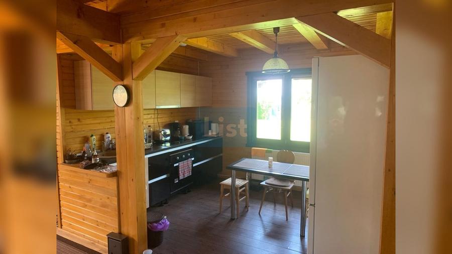 Casă cu 5 camere cu Teren 600 Mp în Grigorescu