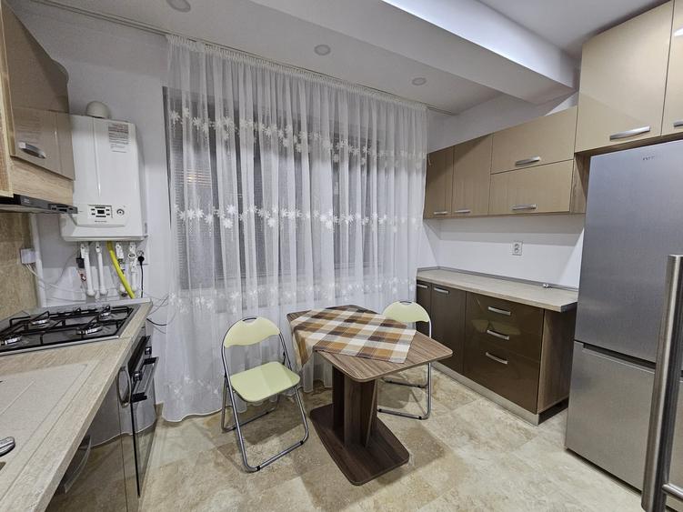 Apartament cu 2 camere semidecomandat, mobilat în Drumul Taberei