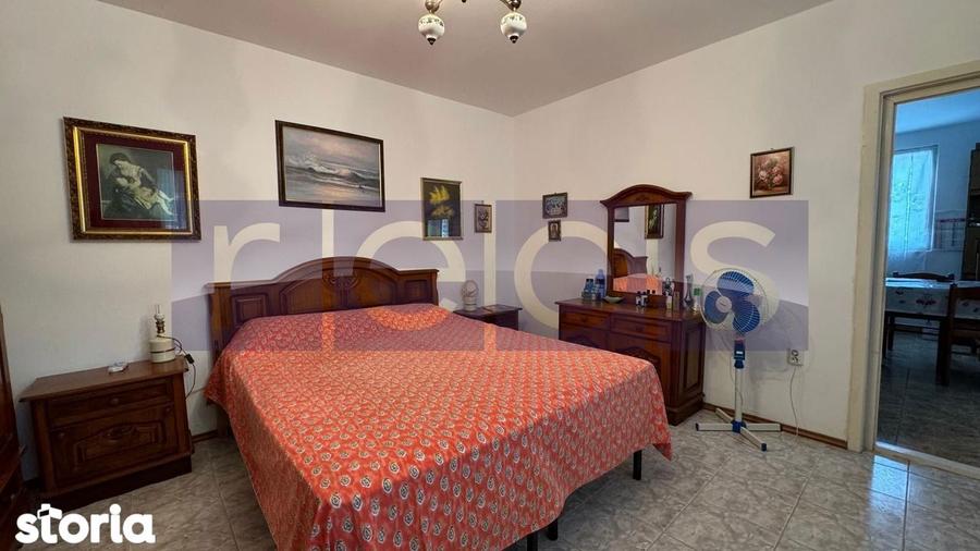 Casă cu 3 camere cu Teren 1300 Mp în Dobrotești