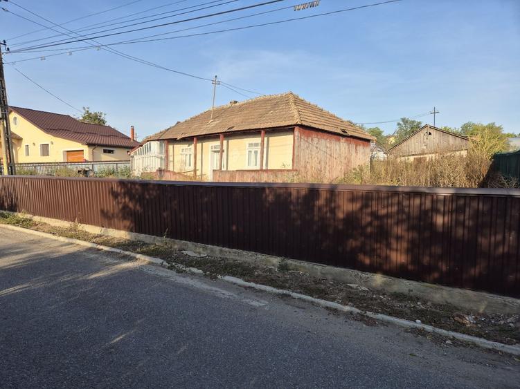 Casă cu 2 camere în Vlăsinești