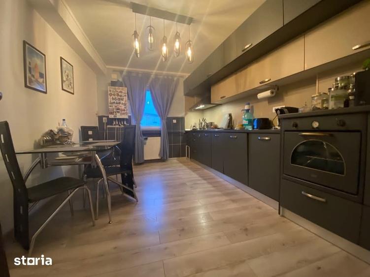 Apartament cu 4 camere în Contactoare