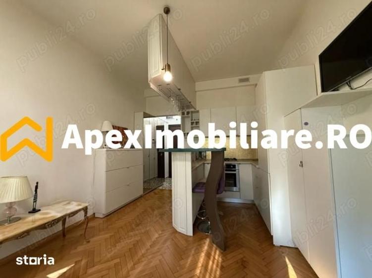 Garsonieră decomandată în Romană