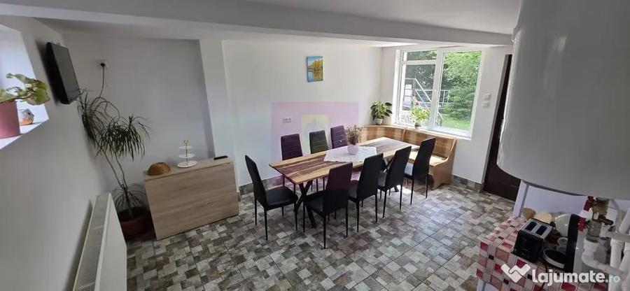 Casă cu 7 camere cu Teren 1267 Mp în Valea Doftanei