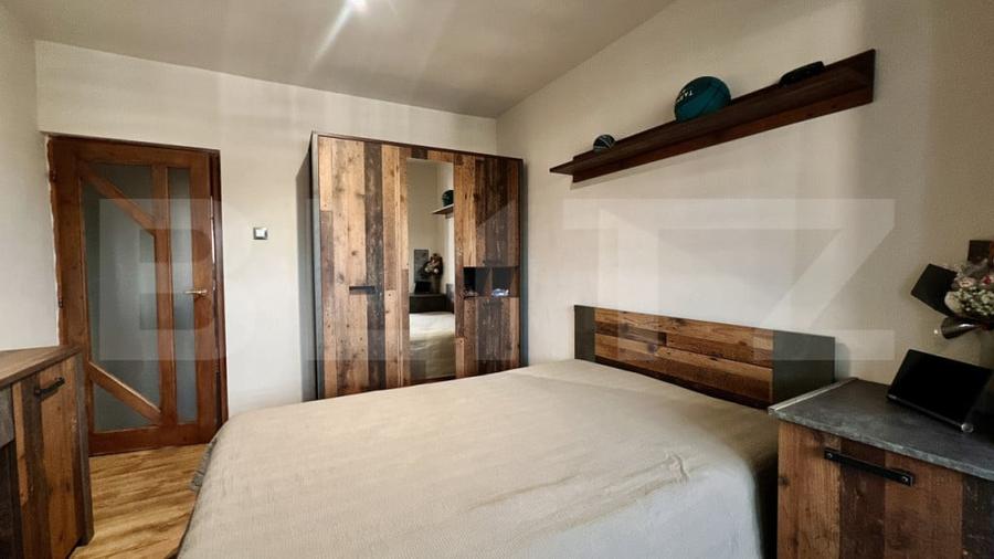 Apartament cu 4 camere decomandat în Dacia