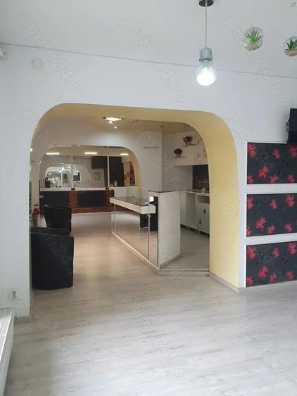 Casă cu Teren 960 Mp în Girocului