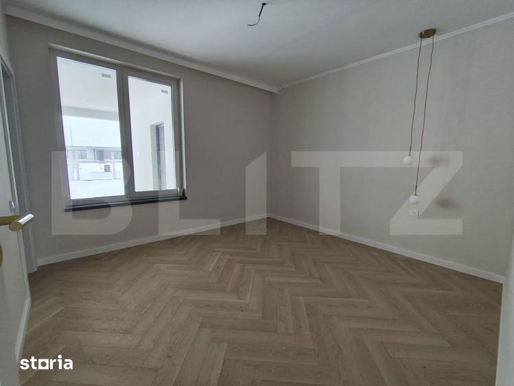 Casă cu 4 camere cu Teren 500 Mp în Sântandrei