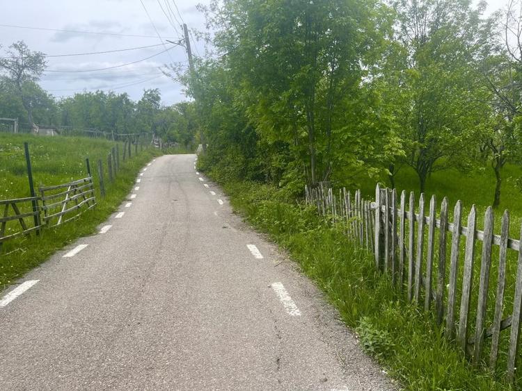 Teren Construcții intravilan de 6762 mp, în Șotrile