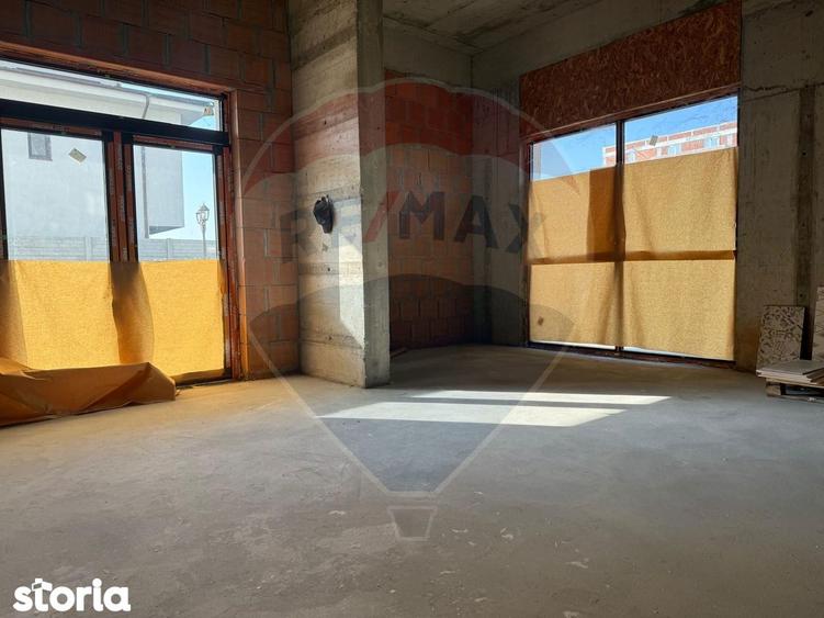 Spațiu comercial, de 133.4 mp, în Ghencea