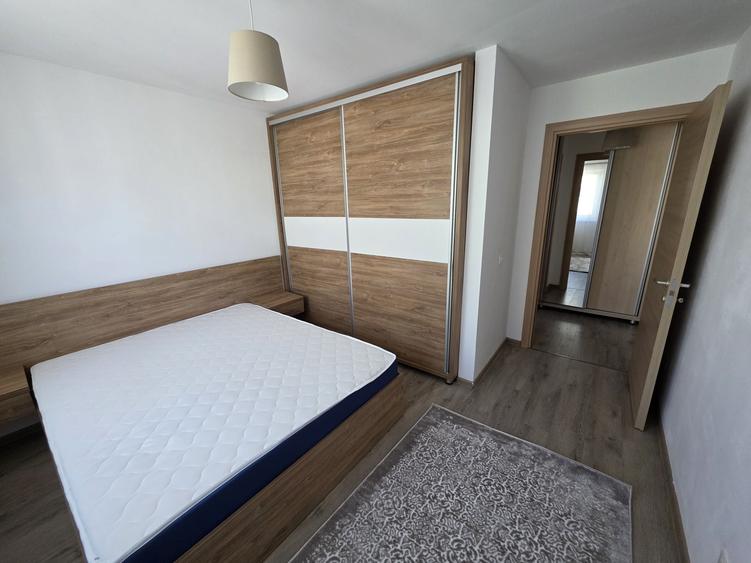 Apartament cu 2 camere în Tractorul