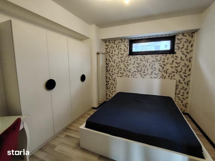 Apartament cu 3 camere în Tei