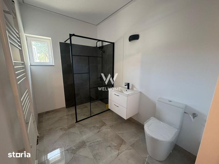 Casă cu 5 camere cu Teren 300 Mp în Cedonia