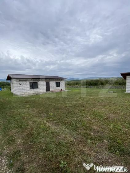 Casă cu 3 camere cu Teren 1500 Mp în Dumitra