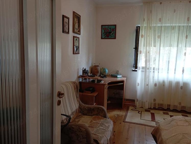 Casă cu Teren 250 Mp în Gojdu