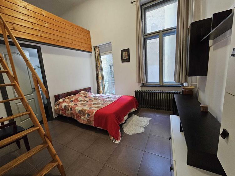 Apartament cu 2 camere semidecomandat în Ultracentral