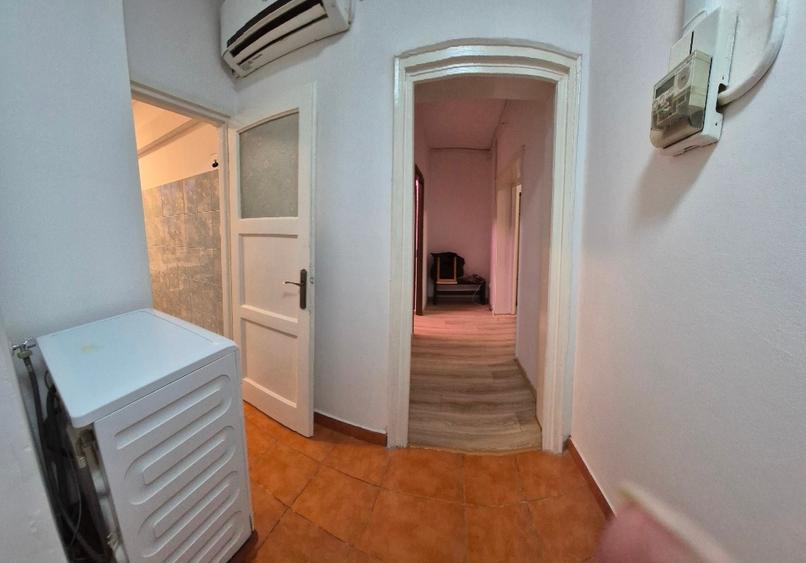 Apartament cu 2 camere decomandat, mobilat în Barbu Văcărescu
