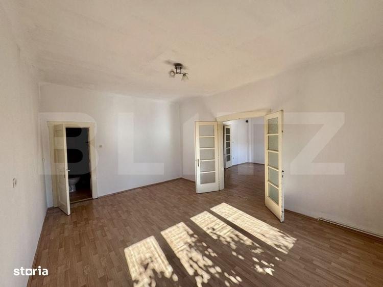 Casă cu 3 camere în Central