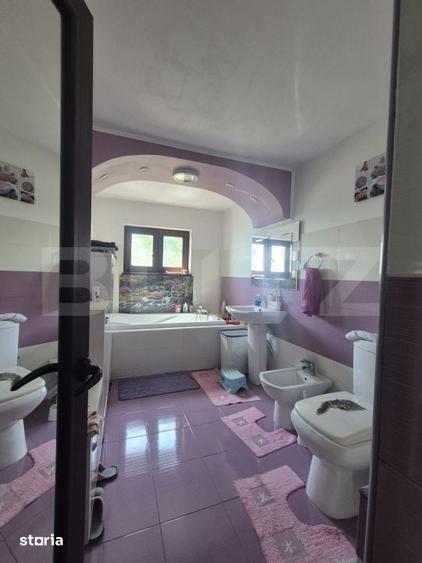 Casă cu 5 camere cu Teren 1120 Mp în Central