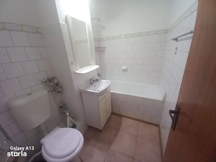 Garsonieră decomandată în Rahova
