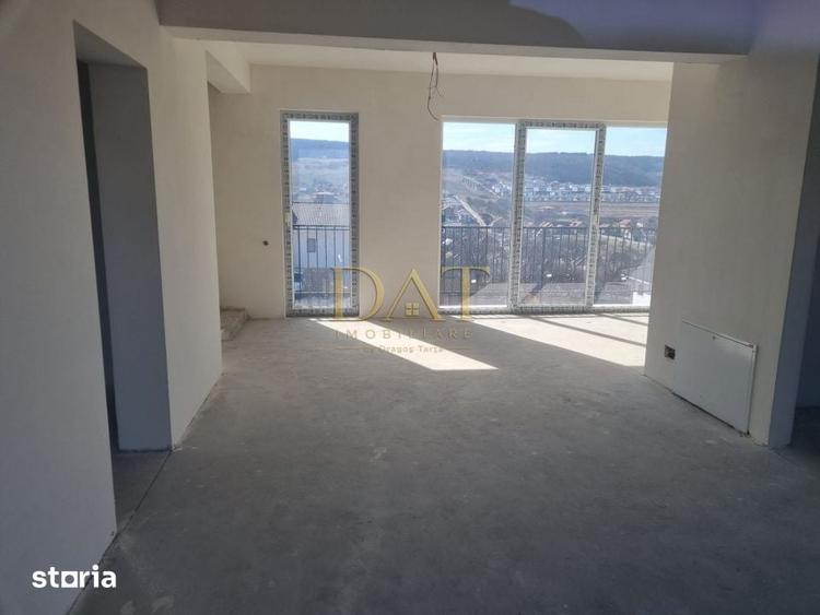 Duplex cu garaj si priveliste in Chinteni zona Profi - 2