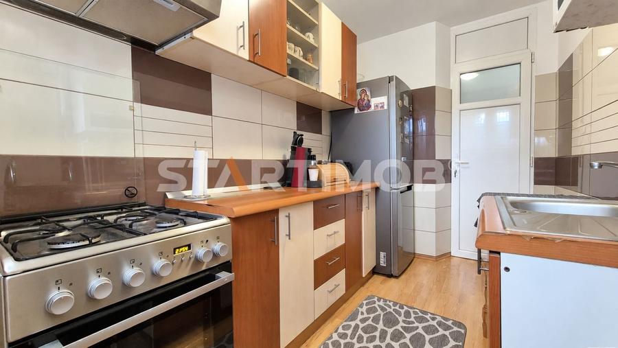 Apartament doua camere mobilat Piata Astra - 3