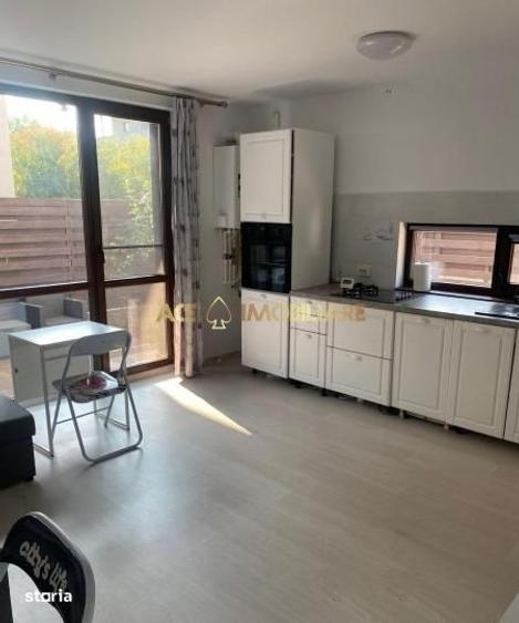 Casă cu 3 camere cu Teren 52 Mp în Central