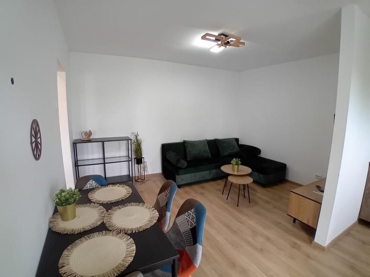 Apartament cu 2 camere decomandat în Berceni